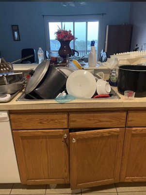 Deep Clean - Deep clean in kitchen and sitting room. Deep Clean - Deep clean in kitchen and sitting room.