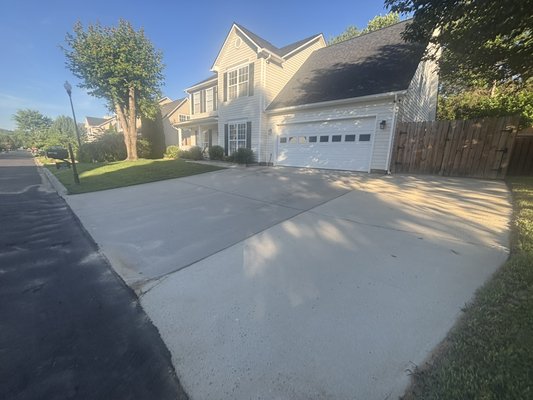 We cleaned the siding and the concrete driveway on this beauty. - This concrete was riddled with organic growth was well as oil stains. I’m not sure what happened to the before picture but she’s sparkling now. We also washed the siding in this house.
