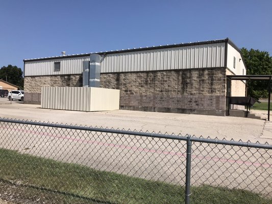 SISD cleaning - Gym at SISD elementary school covered in alge