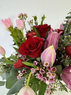 Beautiful Spring Arrangements - Fresh beautiful flowers and arrangements designed by our creative staff. Beautiful Spring Arrangements - Fresh beautiful flowers and arrangements designed by our creative staff.