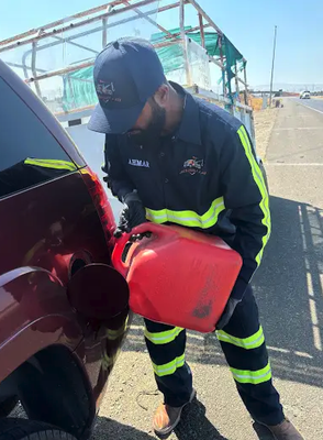 Fuel Delivery - Running out of gas can be stressful and inconvenient, but with Rite Away Tow, you don’t have to worry. Our Fuel Delivery Service in Tracy, CA, ensures you get the fuel you need to get back on the road quickly and safely. Whether you’re stuck on the highway, in a parking lot, or on a backroad, our team is just a call away to deliver the fuel you need. Fuel Delivery - Running out of gas can be stressful and inconvenient, but with Rite Away Tow, you don’t have to worry. Our Fuel Delivery Service in Tracy, CA, ensures you get the fuel you need to get back on the road quickly and safely. Whether you’re stuck on the highway, in a parking lot, or on a backroad, our team is just a call away to deliver the fuel you need.