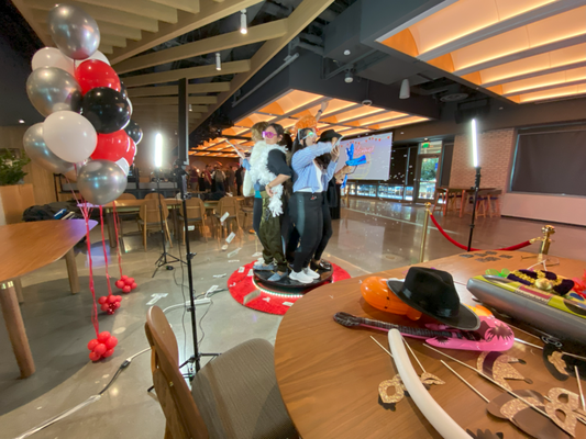 Netflix Team Event - This was for a Netflix Technology Animation Team Event. The team had the chance to wind down with a couple of drinks and the 360 Booth Experience. Netflix Team Event - This was for a Netflix Technology Animation Team Event. The team had the chance to wind down with a couple of drinks and the 360 Booth Experience.