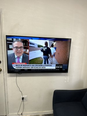 New receptacle for a tv mount - New receptacles were added to mount a tv New receptacle for a tv mount - New receptacles were added to mount a tv