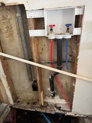 Drain upgrade (Trap arm) - An undersized trap arm, meaning one shorter than the minimum required length, can lead to several problems, including siphoning, clogging, and the potential for sewer gases to enter the home. It can also violate plumbing codes. Not sure if your trap arm is the right size? Give us a call! Drain upgrade (Trap arm) - An undersized trap arm, meaning one shorter than the minimum required length, can lead to several problems, including siphoning, clogging, and the potential for sewer gases to enter the home. It can also violate plumbing codes. Not sure if your trap arm is the right size? Give us a call!
