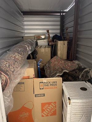 Ms Veda - Hey! I see you are looking for an efficient moving company! Please contact Ready To Go Moving, we are exactly what you need! Fast and friendly service that gets the job done!  Call Calvin NOW @ 614-975-3854