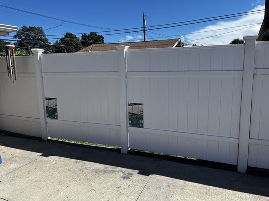 Vinyl fence repair - Two sections of vinyl fence melted in fire. We replaced them with a new ones. Vinyl fence repair - Two sections of vinyl fence melted in fire. We replaced them with a new ones.