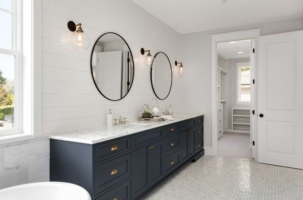 BATHROOM REMODEL - Atlantic View Builders specializes in any kind of bathroom remodel project you have in mind.  We take pride in our quality of work through knowledge, supervision and precision to the most minute details. We pride ourselves in providing the best work, on time, within your budget and accomplishing your goals for the project. Request a FREE CONSULTATION today!