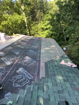 Green Shingles in Muskegon - We helped this Muskegon homeowner by replacing their existing green shingles with new Owens Corning TruDefinition Duration shingles that matched their original color. Green Shingles in Muskegon - We helped this Muskegon homeowner by replacing their existing green shingles with new Owens Corning TruDefinition Duration shingles that matched their original color.