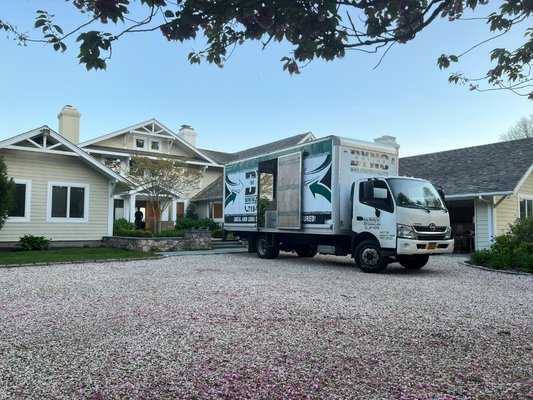 Move in Westhampton Beach, NY - We have special rates for moves in Hamptons area. Move in Westhampton Beach, NY - We have special rates for moves in Hamptons area.