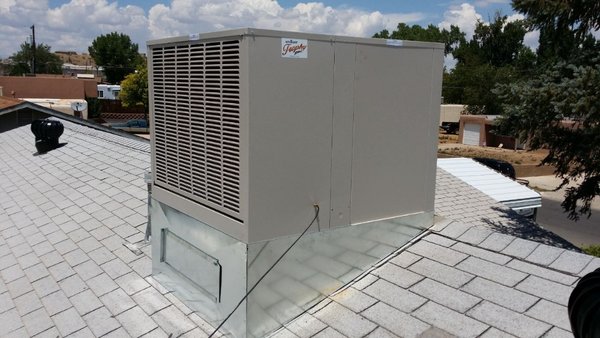 Residential HVAC/R - Looking for help with the swampcooler or refrigeration system at your home? We provide exceptional maintenance and heating and air conditioning repair. Our home base is located in Albuquerque. If you are looking for someone to service your HVAC system, we cover the state of New Mexico and come to you with no additional travel cost. Our techs are friendly and knowledgeable. They are experts in their field.