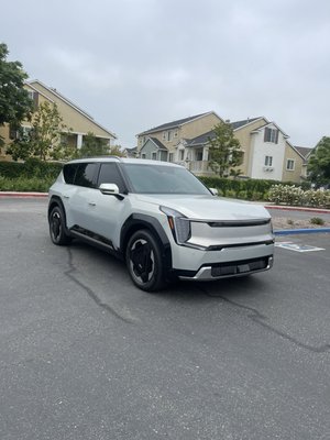 Full frontal PPF and ceramic windows tint - Full frontal PPF and windows tint Full frontal PPF and ceramic windows tint - Full frontal PPF and windows tint