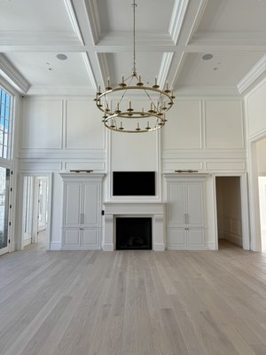 Entire custom home interior painting project. - Project Description:
We painted the entire interior of this home, starting from bare drywall and wood, bringing every surface to life with custom trim options and beautifully finished wooden windows. Using only the best Sherwin Williams products, we applied fine finishes throughout, including stained and clear-coated doors, stair risers, bannisters, and more. Special care was taken to protect finished floors, cabinets, and other surfaces, ensuring a flawless result that reflects our commitment to quality craftsmanship.