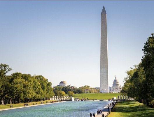 Washington DC + Experiencia inmersiva de la Casa blanca desde nueva York - Excursión a Washington DC desde Nueva York en español. Disfruta de una experiencia de día completo para conocer algunos de los lugares más emblemáticos de la capital de Estados Unidos. Durante el recorrido visitamos puntos destacados como la Casa Blanca, el Capitolio, el Monumento a Washington, el Memorial de Lincoln y el Cementerio Nacional de Arlington. Además, esta experiencia incluye una visita inmersiva relacionada con la Casa Blanca. Todo acompañado por un guía en español, saliendo desde Nueva York. Washington DC + Experiencia inmersiva de la Casa blanca desde nueva York - Excursión a Washington DC desde Nueva York en español. Disfruta de una experiencia de día completo para conocer algunos de los lugares más emblemáticos de la capital de Estados Unidos. Durante el recorrido visitamos puntos destacados como la Casa Blanca, el Capitolio, el Monumento a Washington, el Memorial de Lincoln y el Cementerio Nacional de Arlington. Además, esta experiencia incluye una visita inmersiva relacionada con la Casa Blanca. Todo acompañado por un guía en español, saliendo desde Nueva York.