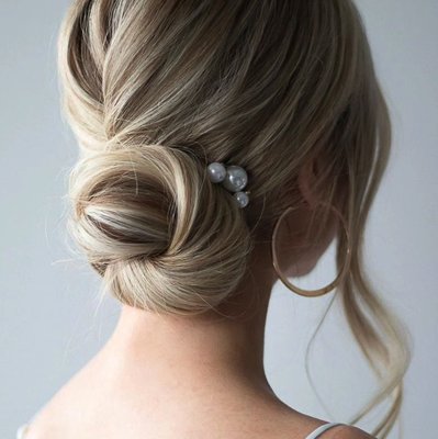 We Now Offer Women's Hairstyling! - In addition to waxing, threading, and facials, we now offer women's hair salon services as well. Call today for an appointment or walk in for availability! We Now Offer Women's Hairstyling! - In addition to waxing, threading, and facials, we now offer women's hair salon services as well. Call today for an appointment or walk in for availability!