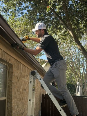 Gutter Install in South Austin 11/14/25 - This homeowner only wanted the side and back of the home to have gutters but wanted to collect water in the back corner barrel he had so we added an extra 3 feet for free to have better collection for him. Gutter Install in South Austin 11/14/25 - This homeowner only wanted the side and back of the home to have gutters but wanted to collect water in the back corner barrel he had so we added an extra 3 feet for free to have better collection for him.