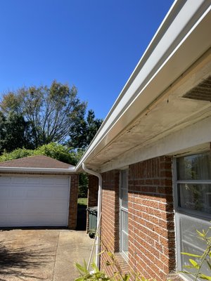 New seamless 6” Aluminum Gutter installation & wood replacement - This installation required removal of vines from the garage and replacing all the fascia before installing the new gutters. New seamless 6” Aluminum Gutter installation & wood replacement - This installation required removal of vines from the garage and replacing all the fascia before installing the new gutters.