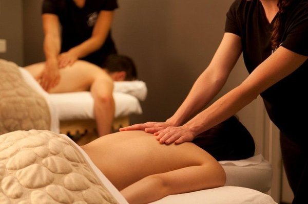 Couples Massages - Schedule a relaxing Couples Massage.
* added hot stones, hot towels, and aromatherapy included with couples massages. Couples Massages - Schedule a relaxing Couples Massage.
* added hot stones, hot towels, and aromatherapy included with couples massages.