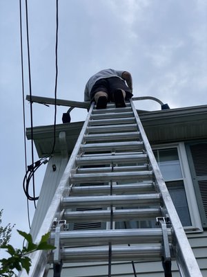 Gutter Cleaning in Tewksbury MA - These gutters were filled with debris and old birds nests but it was nothing our gutter pros can’t handle. Gutter Cleaning in Tewksbury MA - These gutters were filled with debris and old birds nests but it was nothing our gutter pros can’t handle.