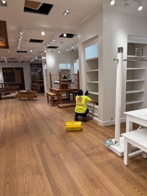 Post-Construction Cleaning – Vineyard Vines Albany NY - After the demolition, our team was responsible for the post-construction cleaning of the new Vineyard Vines store in Albany, NY. Every stage was handled with extreme care to prepare the space for the installation of shelves, lighting, and flooring (not performed by our team).
We took care of every detail to deliver a clean, safe, and organized environment, ensuring the project moved forward smoothly. We are proud to provide solutions that help construction teams and bring peace of mind to our clients. Post-Construction Cleaning – Vineyard Vines Albany NY - After the demolition, our team was responsible for the post-construction cleaning of the new Vineyard Vines store in Albany, NY. Every stage was handled with extreme care to prepare the space for the installation of shelves, lighting, and flooring (not performed by our team).
We took care of every detail to deliver a clean, safe, and organized environment, ensuring the project moved forward smoothly. We are proud to provide solutions that help construction teams and bring peace of mind to our clients.
