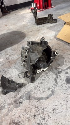Transfer Case Replacement for 2010 Nissan Rogue - We found a severe oil leak—and discovered a broken transfer case! 😱