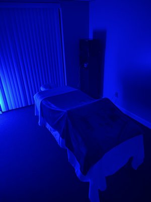 Singles room - You will be serviced in this room if you are not getting a couples service(lights will be normal when you come into room you have the option to change the color ) Singles room - You will be serviced in this room if you are not getting a couples service(lights will be normal when you come into room you have the option to change the color )