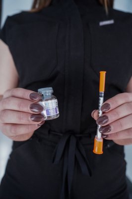 What We Do - The Honey Dipped Injector is the premier location to service all your body needs. We are a Family owned business and as Colorado Natives we understand the active lifestyle you lead. With that in mind we focus on the health and wellness side of aesthetics while making sure you look your best. We have full-time Nurses and a medical Esthetician on staff for Botox and Fillers, Facials, Lashes, and Waxing. Call us to book an appointment today! What We Do - The Honey Dipped Injector is the premier location to service all your body needs. We are a Family owned business and as Colorado Natives we understand the active lifestyle you lead. With that in mind we focus on the health and wellness side of aesthetics while making sure you look your best. We have full-time Nurses and a medical Esthetician on staff for Botox and Fillers, Facials, Lashes, and Waxing. Call us to book an appointment today!