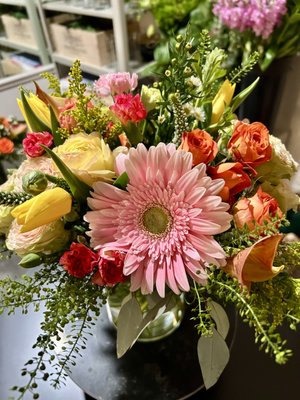 Spring Flowers are in the Shop! - It's Springtime in Englewood, folks! That means many happy holidays and celebrations ahead with the gorgeous colors and blooms of Spring. To celebrate, we're offering a unique "Springtime in Englewood" flower arrangement - a perfect gift for any occasion! Call us or order online. We can also create a custom arrangement to meet your needs.