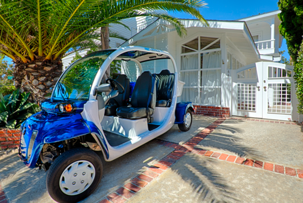 4 seaters - Here are pictures of our 4 seater golf carts! This is a great option for families, small parties, beach trips and so much more. 4 seaters - Here are pictures of our 4 seater golf carts! This is a great option for families, small parties, beach trips and so much more.