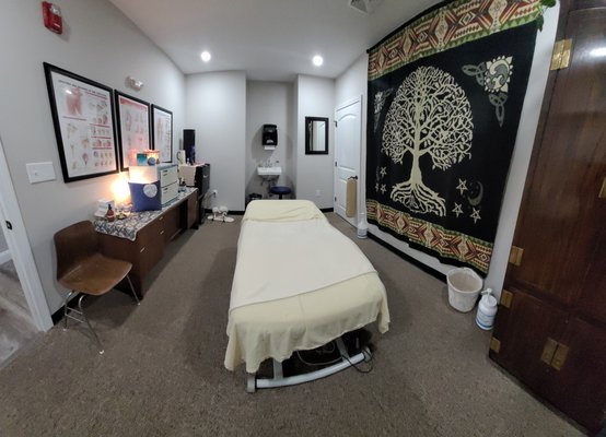 Massage Rooms - We have 4 massage rooms for therapeutic massage. Massage Rooms - We have 4 massage rooms for therapeutic massage.