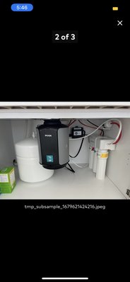 Reverse Osmosis Installation - There are a lot of reasons to consider using a reverse osmosis system in your home. Not only can the process improve the taste and odor of the water coming from your plumbing fixtures, but RO systems also do not use any power in their operation. The pollutants filtered out of the water are just flushed away, meaning that you don’t have to clear them from the system, and the components that do require cleaning are easy to access and manage. Simply put, a reverse osmosis system is among the most convenient and effective ways in which to boost the quality of the water used throughout your home.
A reverse osmosis system is a relatively simple type of water filtration system in theory. Basically, reverse osmosis refers to a process in which salts and other inorganic solids are removed from the water in your plumbing system. The water pressure in this system forces the tap water through a semipermeable membrane in the system. It is a very thin membrane, but is superbly effective and capable of preventing most all impurities within the water from passing through. Once the water has gone through the membrane, the pollutants that were in it are left behind and drained away. Reverse Osmosis Installation - There are a lot of reasons to consider using a reverse osmosis system in your home. Not only can the process improve the taste and odor of the water coming from your plumbing fixtures, but RO systems also do not use any power in their operation. The pollutants filtered out of the water are just flushed away, meaning that you don’t have to clear them from the system, and the components that do require cleaning are easy to access and manage. Simply put, a reverse osmosis system is among the most convenient and effective ways in which to boost the quality of the water used throughout your home.
A reverse osmosis system is a relatively simple type of water filtration system in theory. Basically, reverse osmosis refers to a process in which salts and other inorganic solids are removed from the water in your plumbing system. The water pressure in this system forces the tap water through a semipermeable membrane in the system. It is a very thin membrane, but is superbly effective and capable of preventing most all impurities within the water from passing through. Once the water has gone through the membrane, the pollutants that were in it are left behind and drained away.