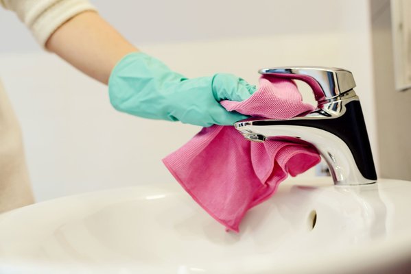 Residential Cleaning - Get your home serviced with green cleaning supplies and a reliable, detailed-oriented cleaning crew weekly, or biweekly. Residential Cleaning - Get your home serviced with green cleaning supplies and a reliable, detailed-oriented cleaning crew weekly, or biweekly.