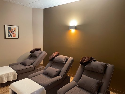 Grand Opening Specials! - Massage Concepts is woman-owned, local business started in the heart of Carmel Valley in 2016. In 2024 we opened our Solana Beach facility to better serve our existing clients in Solana Beach, Del Mar, Rancho Santa Fe, Cardiff by the Sea, and Enciniats. We look forward to welcoming more people from these local communities with our wide array of services. Over the past years we haven’t changed our commitment to our core values, which is to deliver high quality massage therapy in a trusted relaxing environment. We customize every session because we recognize that every client is an individual with their own wellness needs and preferences. We can’t wait to see you! Grand Opening Specials! - Massage Concepts is woman-owned, local business started in the heart of Carmel Valley in 2016. In 2024 we opened our Solana Beach facility to better serve our existing clients in Solana Beach, Del Mar, Rancho Santa Fe, Cardiff by the Sea, and Enciniats. We look forward to welcoming more people from these local communities with our wide array of services. Over the past years we haven’t changed our commitment to our core values, which is to deliver high quality massage therapy in a trusted relaxing environment. We customize every session because we recognize that every client is an individual with their own wellness needs and preferences. We can’t wait to see you!