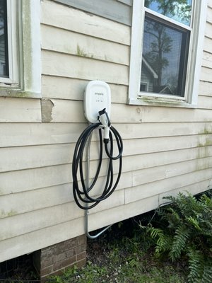 EV Charger Installation - We added a 48A, level 2 EV charger to Dan’s house in Baton Rouge.