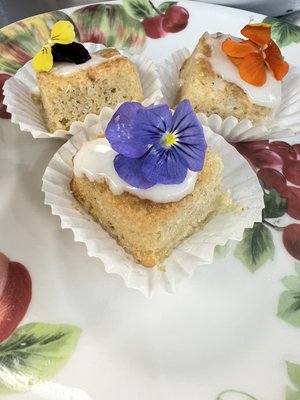 Local catering provider, delivering phenomenal service and excellent food, no matter your budget. Give us a call and experience YoloCatering - Tea Parties, Graduation Parties, Corporate events, private dinners. Whatever the occasion, YoloCatering is here to give you the best experience possible. Our staff is excited to celebrate milestones and commemorate special occasions with you. You’re part of our family now and we will take great care of you. Call us to experience YoloCatering! Local catering provider, delivering phenomenal service and excellent food, no matter your budget. Give us a call and experience YoloCatering - Tea Parties, Graduation Parties, Corporate events, private dinners. Whatever the occasion, YoloCatering is here to give you the best experience possible. Our staff is excited to celebrate milestones and commemorate special occasions with you. You’re part of our family now and we will take great care of you. Call us to experience YoloCatering!