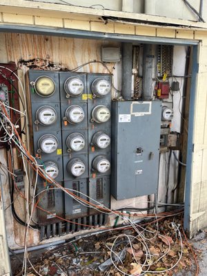 Vencos Apartments Gear Replacement - Completed exterior electrical service upgrades for a 12-unit apartment complex. Work involved the removal and replacement of the existing meter stacks serving all units, along with installation of new service conduits and weather heads to meet current code and utility standards. Vencos Apartments Gear Replacement - Completed exterior electrical service upgrades for a 12-unit apartment complex. Work involved the removal and replacement of the existing meter stacks serving all units, along with installation of new service conduits and weather heads to meet current code and utility standards.