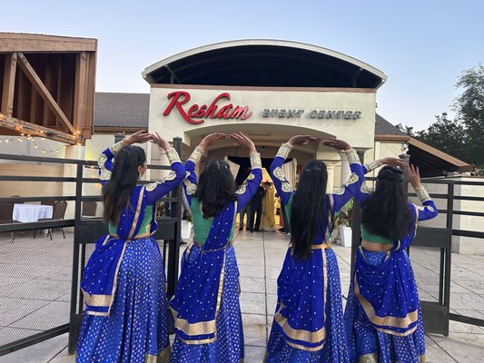 Private & Corporate Events - *Birthday Party Entertainment
*Corporate Entertainment
* Wedding Choreography
* Mehandi Dance
*Sangeet Dance
*Flashmob
*Bride & Groom First Dances Private & Corporate Events - *Birthday Party Entertainment
*Corporate Entertainment
* Wedding Choreography
* Mehandi Dance
*Sangeet Dance
*Flashmob
*Bride & Groom First Dances
