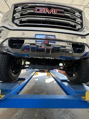 Chevy Silverado alignment - Lifted  2019 Chevy Silverado alignment