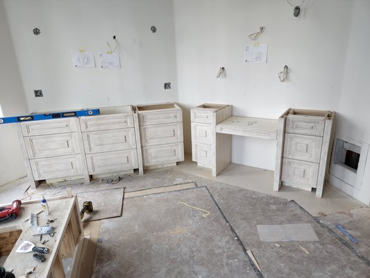 Cabinet installs - Master bath Vanity and makeup station, as well as bathroom vanity. Cabinet installs - Master bath Vanity and makeup station, as well as bathroom vanity.