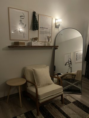 New space Inside Icon salon and spa - Inside I Candy New space Inside Icon salon and spa - Inside I Candy