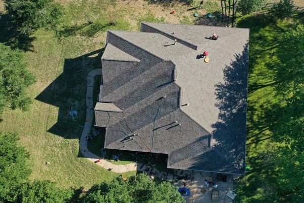 New Roof for a beautiful house! - Happy to help our customers in Richmond New Roof for a beautiful house! - Happy to help our customers in Richmond