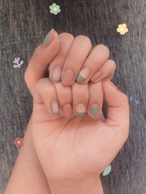 Matte Finished - Color: OPI Edinburgh-er & tattie (112) & OPI I’m on a sushi roll (99) Matte Finished - Color: OPI Edinburgh-er & tattie (112) & OPI I’m on a sushi roll (99)