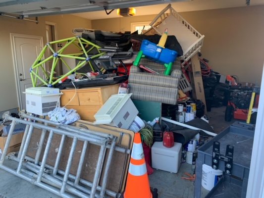 Garage Cleanout - This customer was able to create a pile of junk they wanted to remove. However, if you don't have the time to make a pile you can just point and we'll remove the items for you. Garage Cleanout - This customer was able to create a pile of junk they wanted to remove. However, if you don't have the time to make a pile you can just point and we'll remove the items for you.