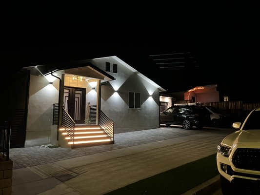 Custom led strip lighting - Custom led strip lighting Custom led strip lighting - Custom led strip lighting
