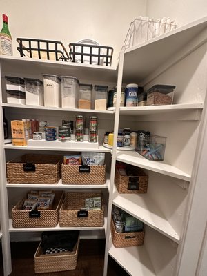 Pantry and Kitchen Unpack - This family needed assistance unpacking and setting up their new home’s kitchen and pantry. They particularly wanted boxes unpacked and things arranged in a useful way. Aesthetically pleasing containers were chosen and implemented on behalf of the client as well that coordinated well with their preferences. Pantry and Kitchen Unpack - This family needed assistance unpacking and setting up their new home’s kitchen and pantry. They particularly wanted boxes unpacked and things arranged in a useful way. Aesthetically pleasing containers were chosen and implemented on behalf of the client as well that coordinated well with their preferences.