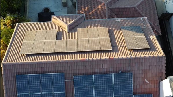 solar panel washing - clean up the panels on this two story home