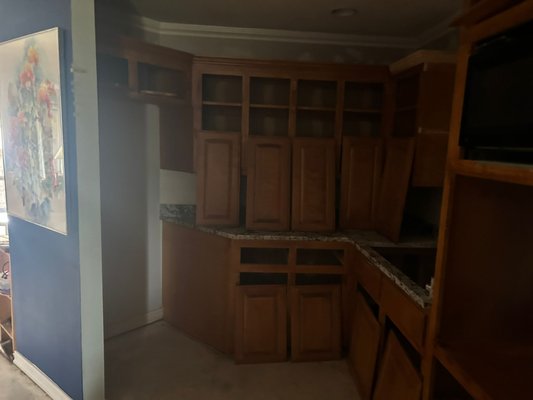Kitchen Cabinet Remodel - This project involved a meticulous repaint and restoration of the existing kitchen cabinets. Here's how we achieved a stunning transformation:
Expert Repainting: Employing professional techniques and high-quality paints, we revitalized the cabinets with a fresh coat of color.
Detailed Restoration: Minor imperfections were addressed, restoring a smooth and flawless finish to the cabinet surfaces.
Hardware Refresh: (Optional) Consider replacing cabinet knobs and pulls for an extra touch of elegance and a modern upgrade.
The Result? A beautifully rejuvenated kitchen with a revitalized aesthetic that complements your existing style and décor. Kitchen Cabinet Remodel - This project involved a meticulous repaint and restoration of the existing kitchen cabinets. Here's how we achieved a stunning transformation:
Expert Repainting: Employing professional techniques and high-quality paints, we revitalized the cabinets with a fresh coat of color.
Detailed Restoration: Minor imperfections were addressed, restoring a smooth and flawless finish to the cabinet surfaces.
Hardware Refresh: (Optional) Consider replacing cabinet knobs and pulls for an extra touch of elegance and a modern upgrade.
The Result? A beautifully rejuvenated kitchen with a revitalized aesthetic that complements your existing style and décor.