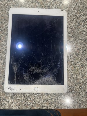 ipad digitizer repaired!!! - A happy customer is the biggest achievement of your job....