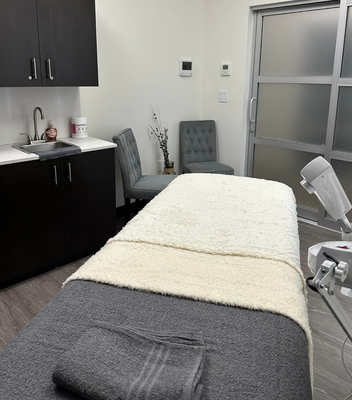 Waxing - I offer brow waxing, bikini waxing, brazilian waxing, underarm waxing. Book today. Waxing - I offer brow waxing, bikini waxing, brazilian waxing, underarm waxing. Book today.