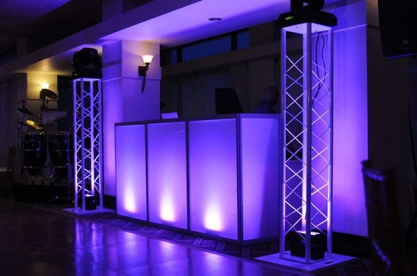 House parties club style - We bring u the night club style set ups to your house