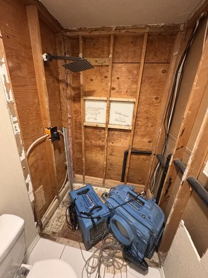 Bathroom remodeling - A great project completed; everything the homeowner had in mind was reflected in the work. Bathroom remodeling - A great project completed; everything the homeowner had in mind was reflected in the work.